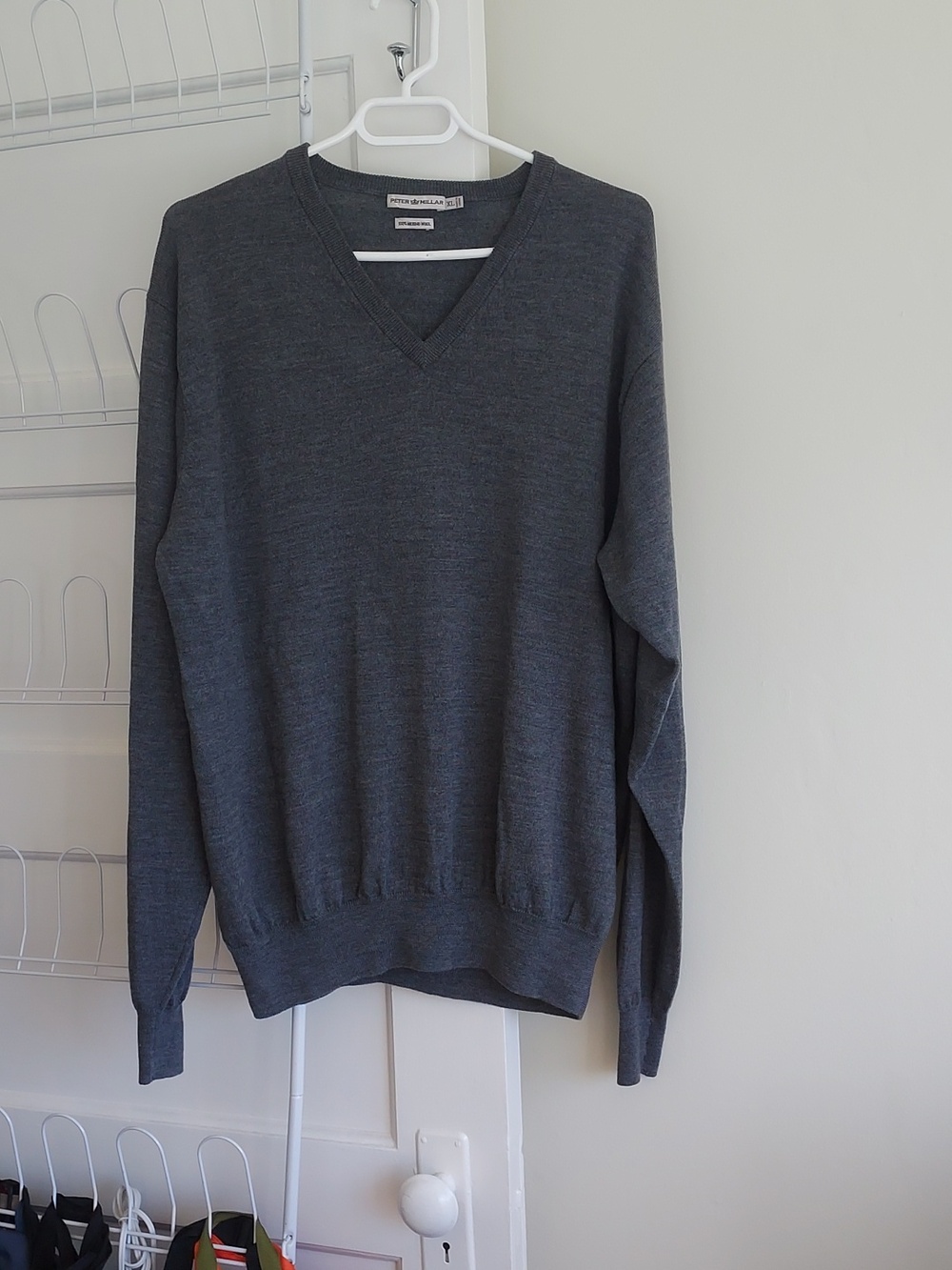 Peter Millar 100% Merino Wool Sweater V-neck Pullover Crown Golf Active Casual